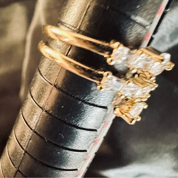 Pretty Bird Ring, size 8, 18K Gold Plated with Crystal CZ, Serpentine NEW - Picture 7 of 10